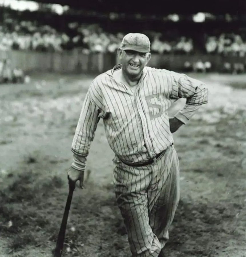 BBGreatMoments's tweet photo. Shoeless Joe Jackson. Year is 1932 and Jackson was playing for the Greenville Spinner Textile league team. He was 45 years old. https://t.co/CEzzxE1OW5
