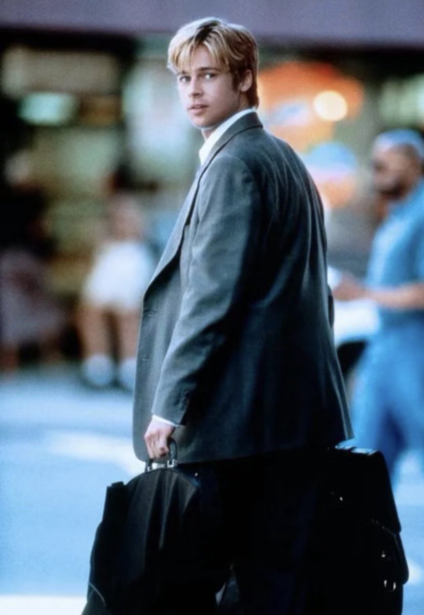 Franklin6161's tweet photo. 两个神颜撑起一部电影
《Meet Joe Black》

這部完全是由布拉德皮特和女主这两个神颜撑起的电影成為了經典⋯⋯ https://t.co/SxXAmHbze3