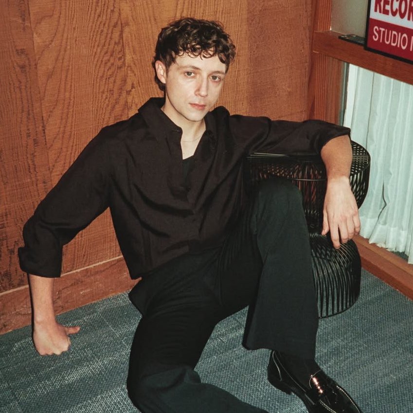 milo (he/him) tweet media