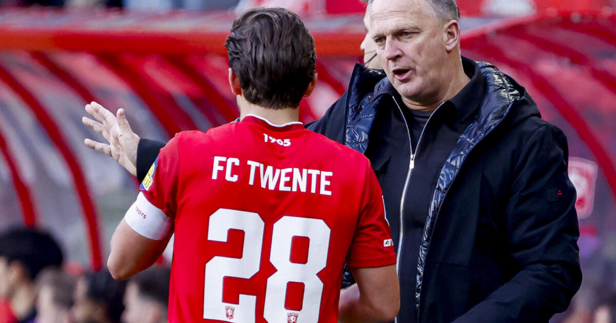 Van den Brom legt uit: "Zo hebben we het Feyenoord moeilijk gemaakt" dlvr.it/TRDmBl