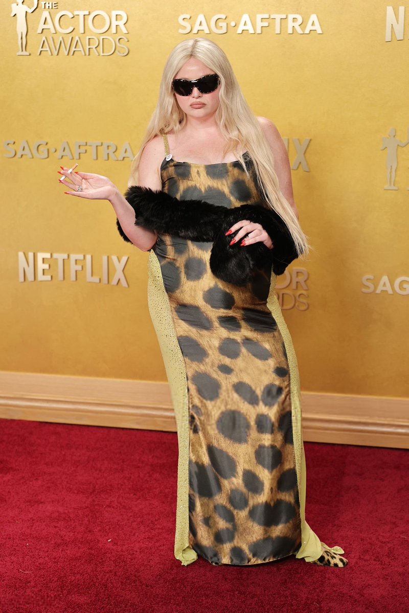 PopTingzMedia's tweet image. 