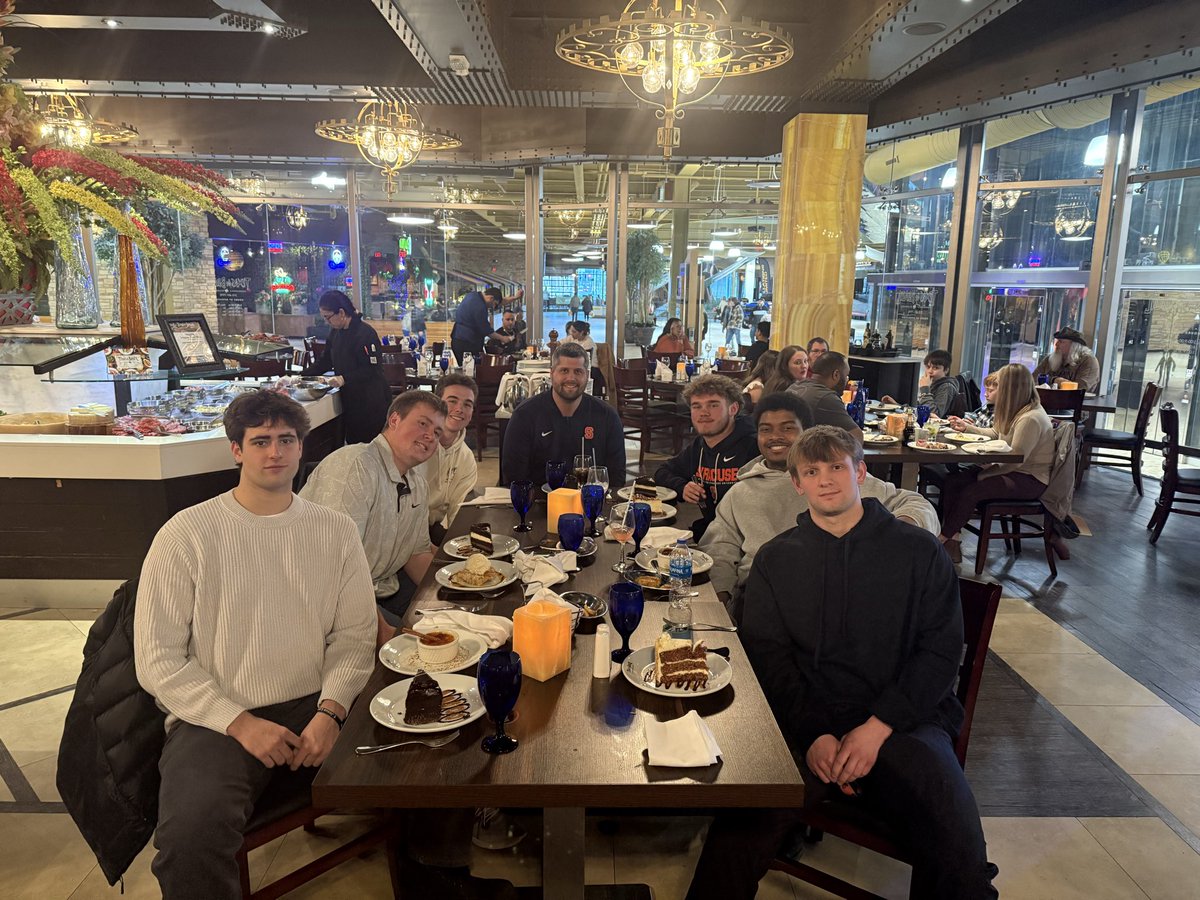 Alex Bayer tweet media