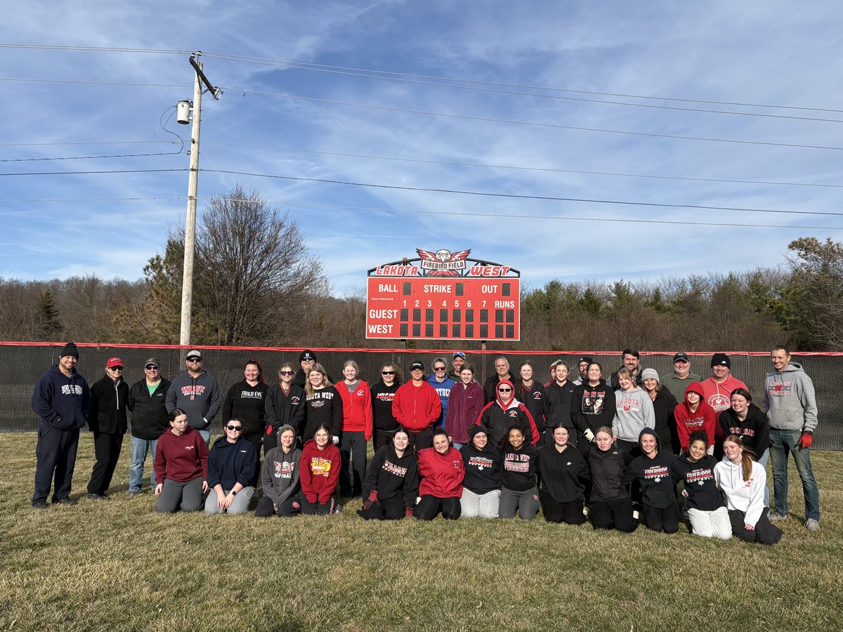 West Softball tweet media