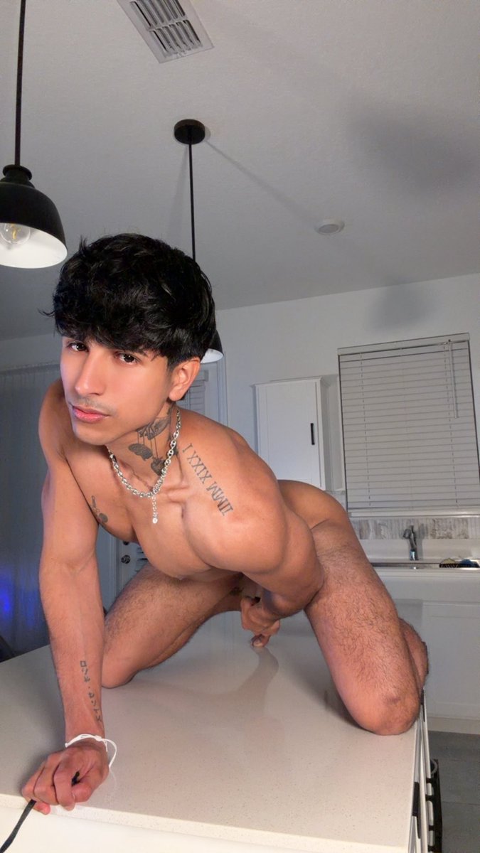 Noah Foxxx tweet media