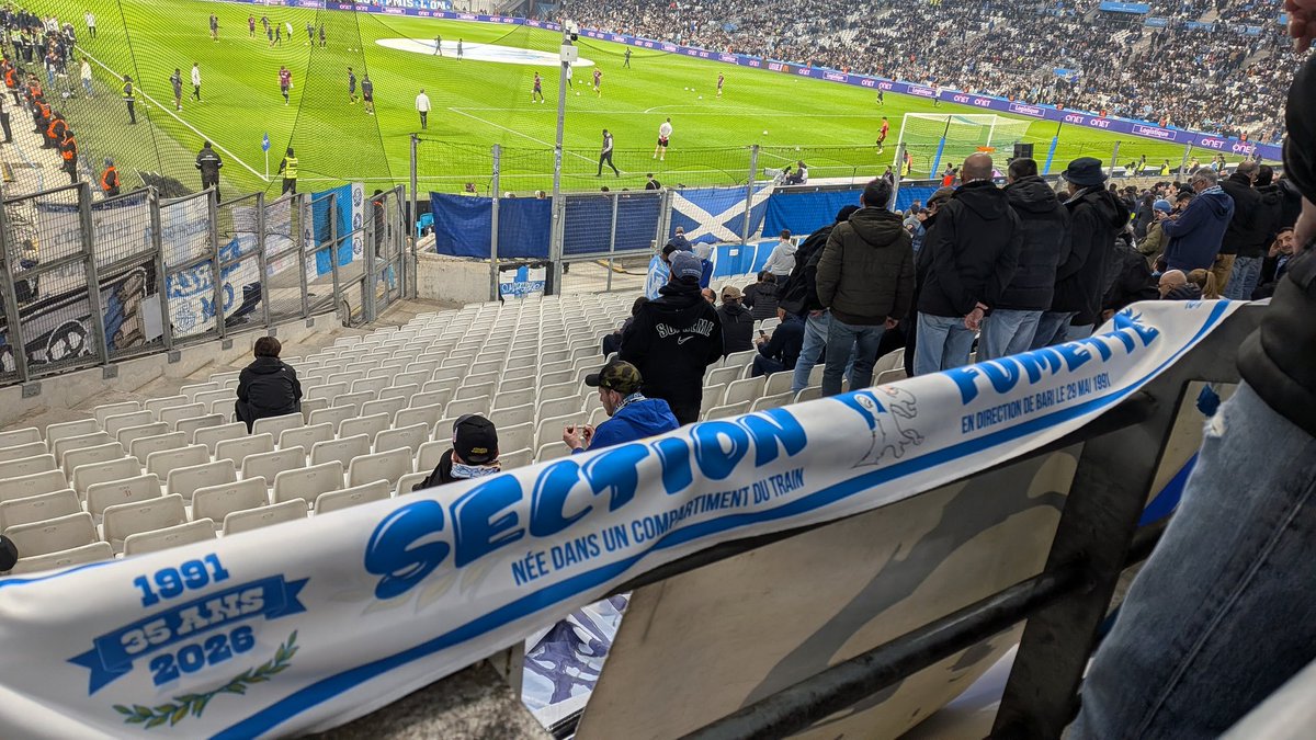 Section Fumette tweet media