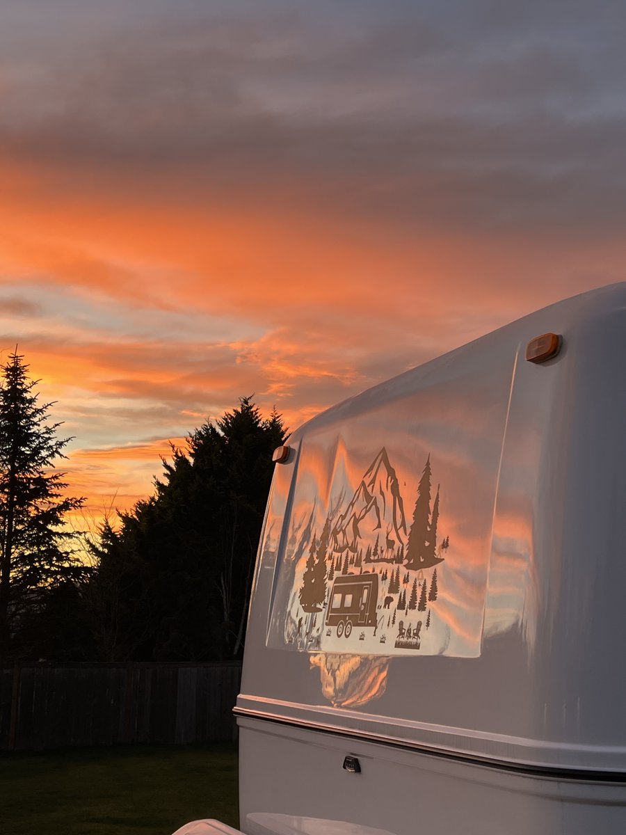 TakeYourEscape's tweet photo. If โstay a little longerโ were a photo... This would be it.
๐ธ Dianne G. taken in Snohomish, Washington
.
.
#SunsetSunday #MakeAnywhereHome #CampingPNW https://t.co/98EdZjnLoY