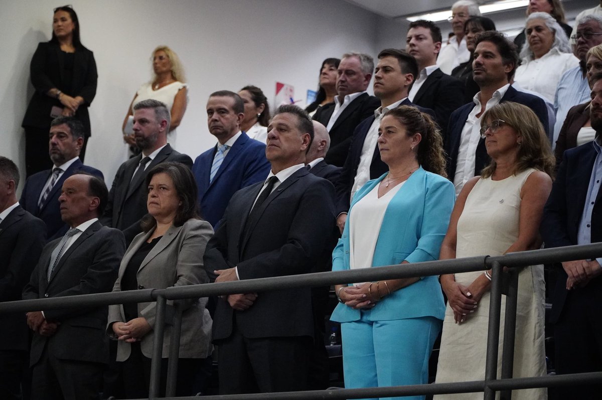 PascuaFernandez's tweet photo. Ese es el camino del Gobierno provincial y del peronismo pampeano frente al abandono y la crueldad de las políticas nacionales de la gestión libertaria. https://t.co/t8dKnKogUZ