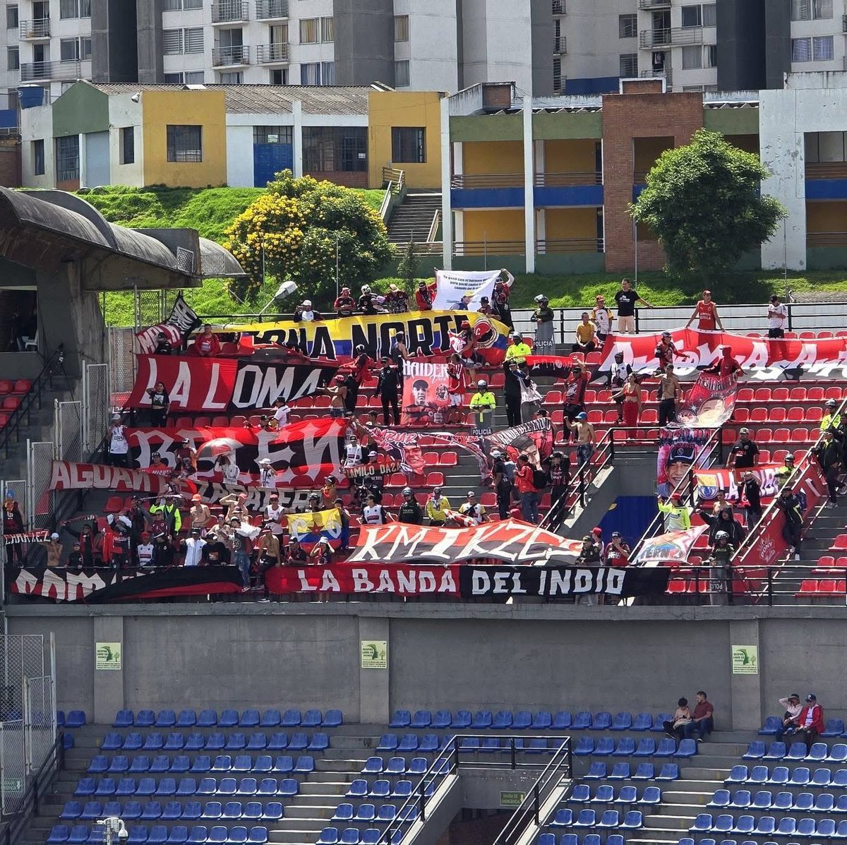 Comunidad Rojinegra tweet media