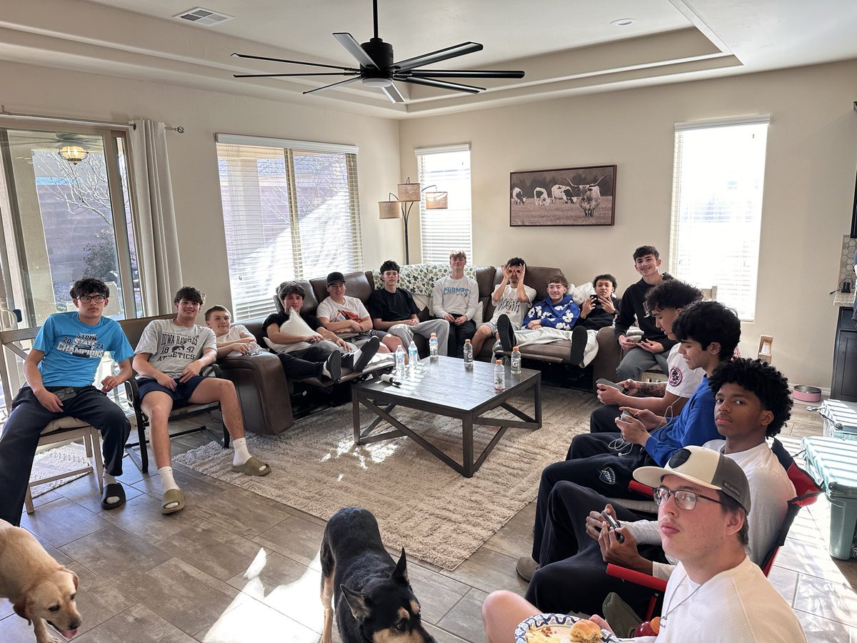 Adrienne tweet media