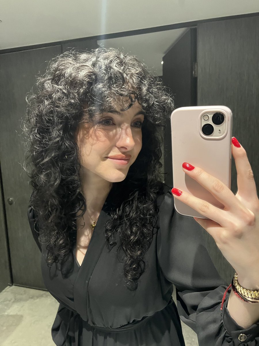 Princess Aurora tweet media