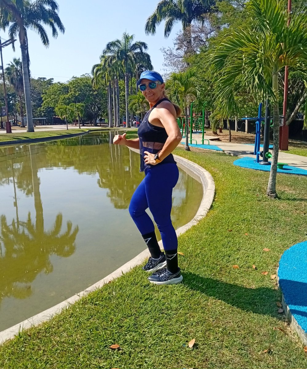 Daniellex1012's tweet image. Después de un breve reposo, al ruedo! 🐎🙏🏻☀️🏋🏼‍♀️🏃🏼‍♀️🌻🍃#VidaFit #Salud #RunnersLife