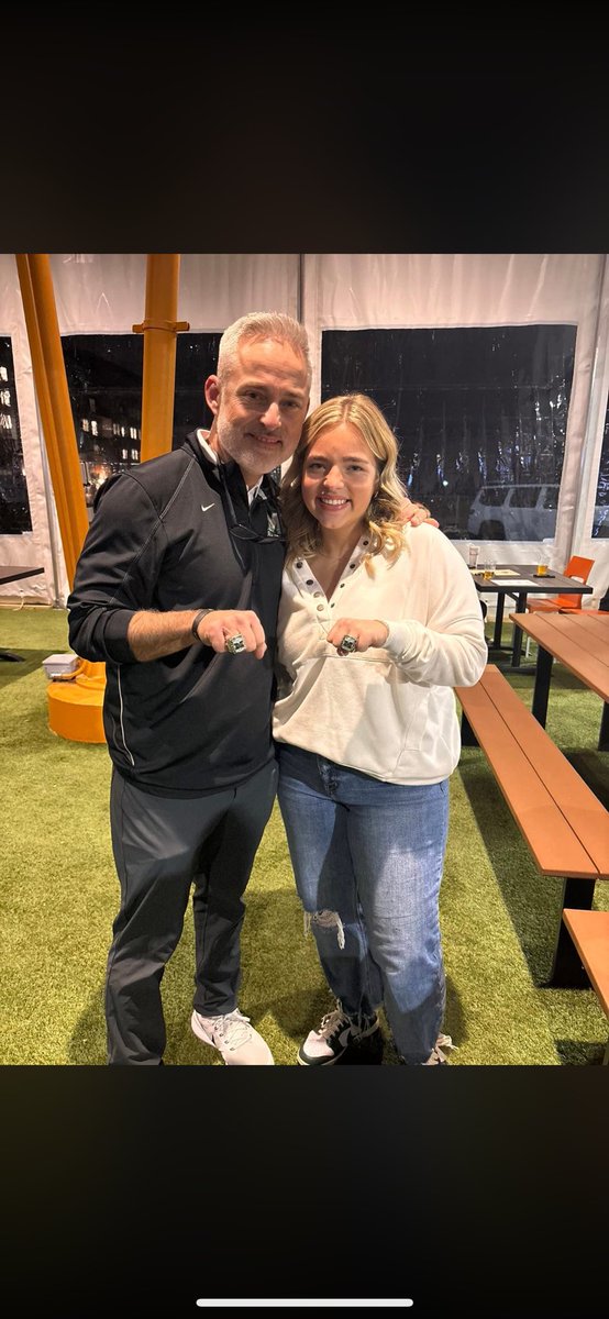 Curt Bly tweet media