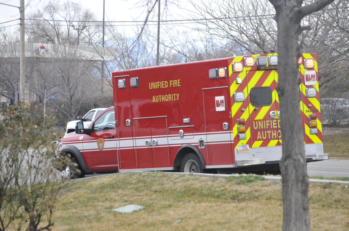 SLCNightWatch's tweet photo. March 1, 2026 | 12:20 P.M. – Magna crews responded to a kitchen fire that spread to four units. Fire was contained by 1:20 P.M. Approximately 7–8 residents were displaced. No injuries reported. https://t.co/97tImOqhrx