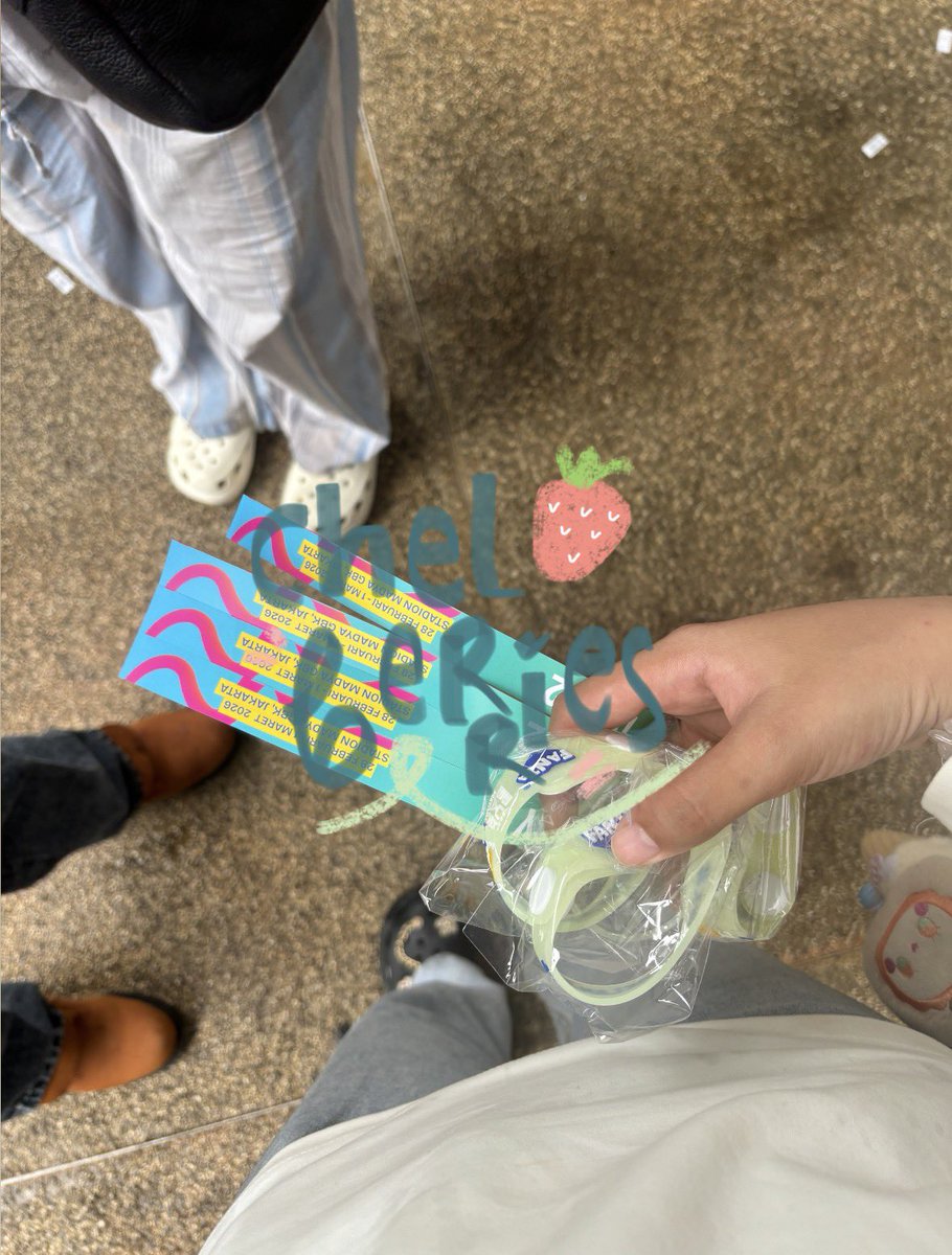 cel ˚. ♡ | mention after dm tweet media
