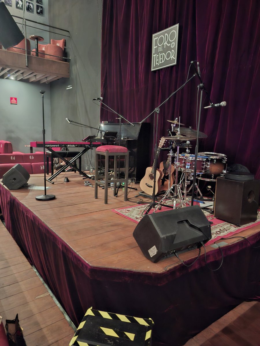 VaniaMn01's tweet photo. Ya casi ... 

MAR LARA EN ACUSTICO  #MarLaraEnConcierto https://t.co/ycYBZqiDMl