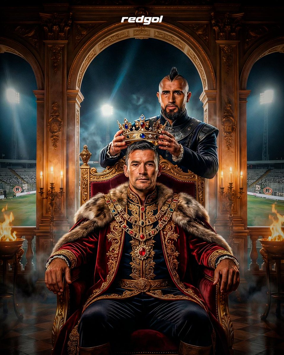 El Príncipe celebró hoy en el Monumental. 👑🔵🇨🇱

Charles Aránguiz, junto a la U, superaron a Colo Colo en Macul. 🏟️⚽