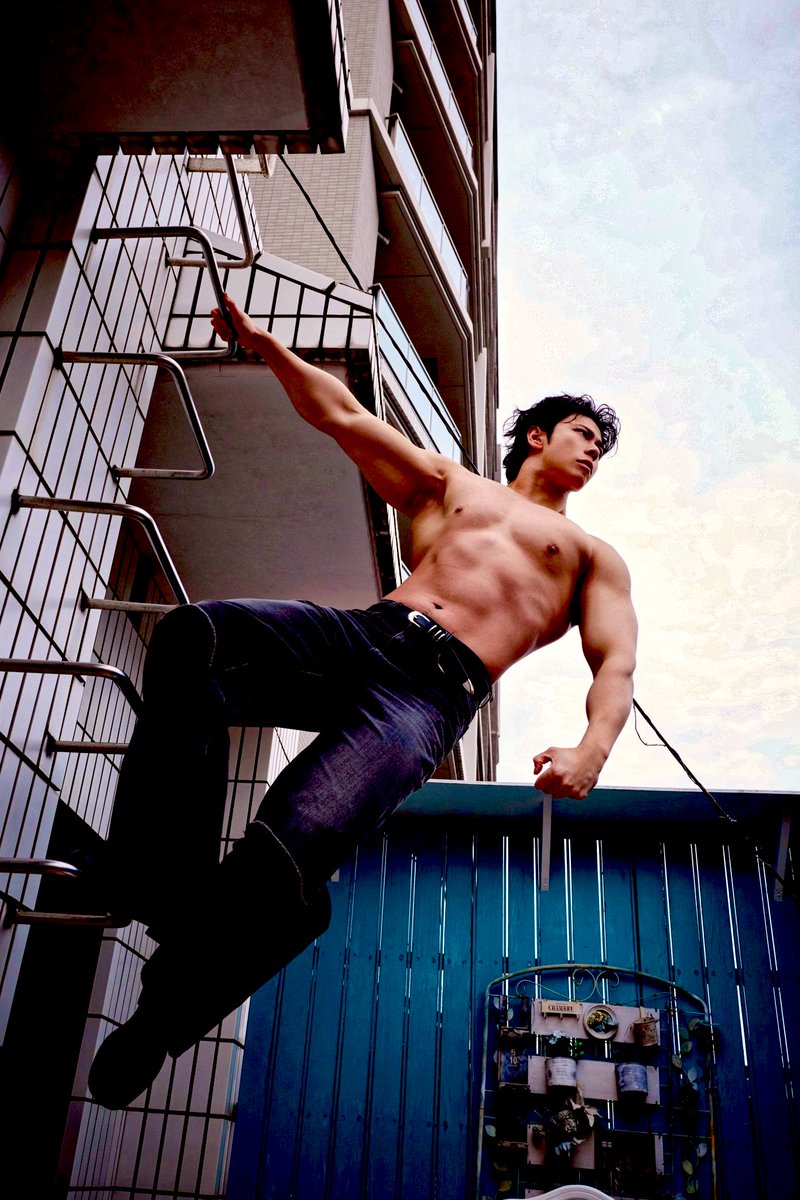 黒 (@xjinzai_cutterx) on Twitter photo 