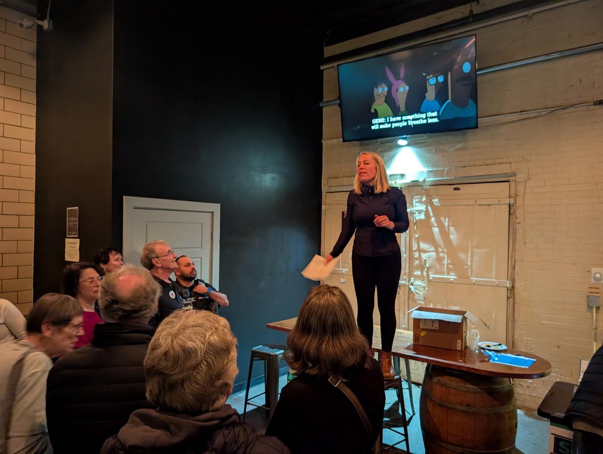 Mandy Steele tweet media