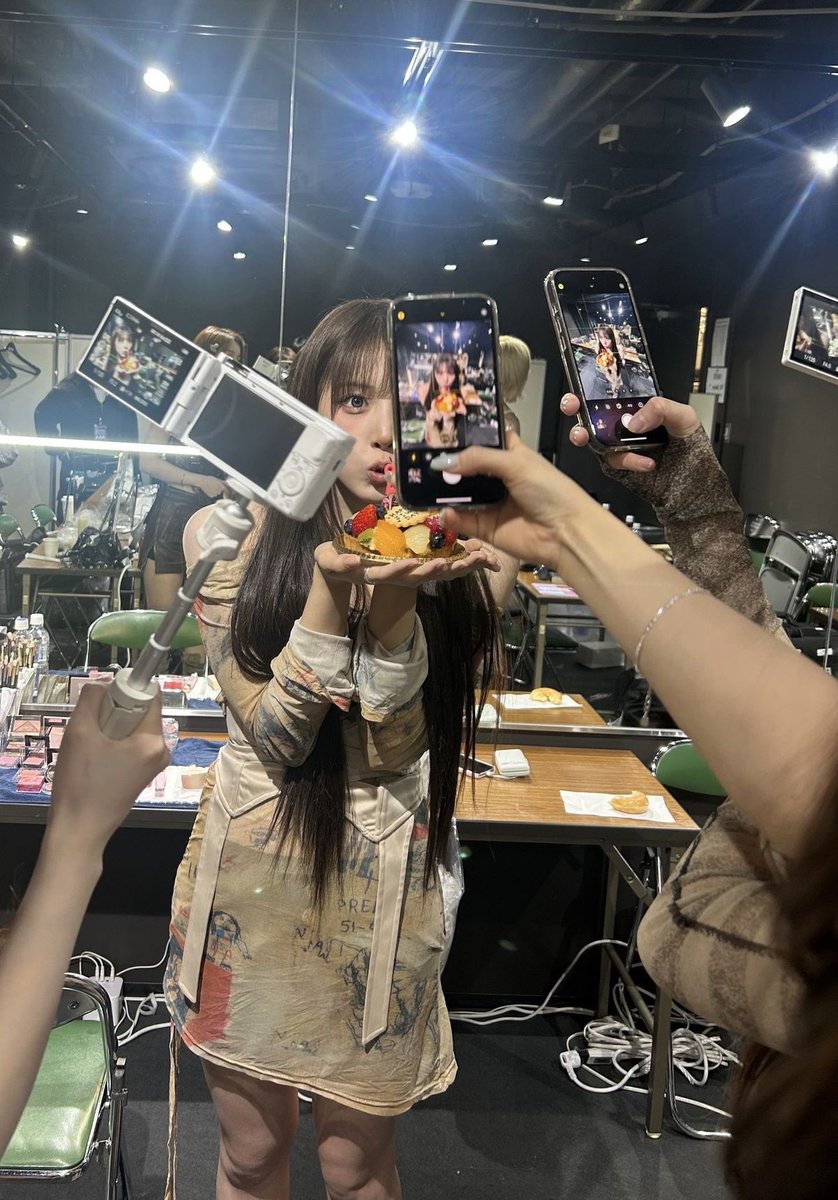 kaelin ˚⊹♡ is seeing nmixx tweet media