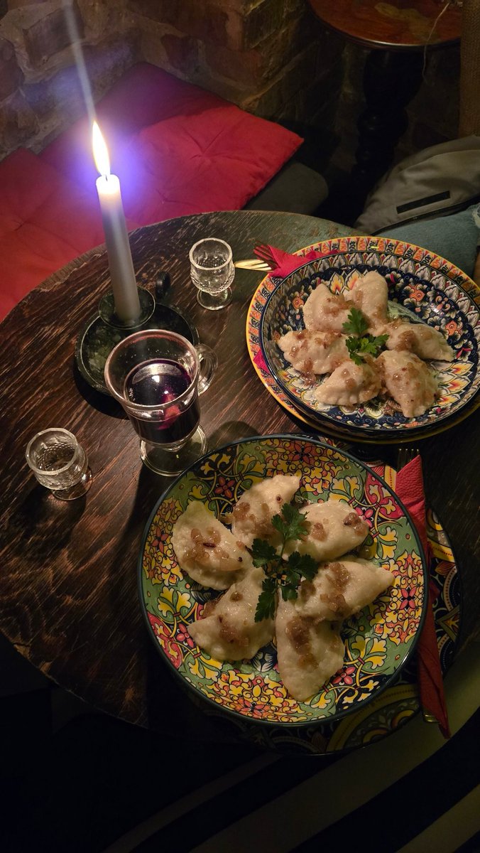 GALAXT1KA tweet media