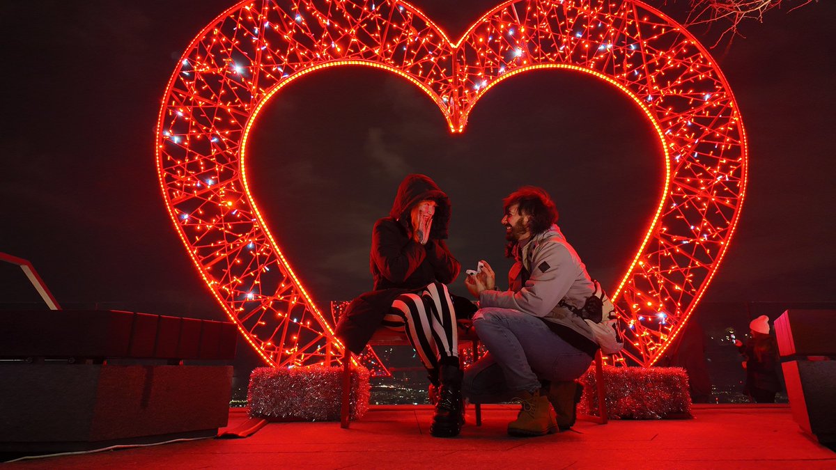 GALAXT1KA tweet media