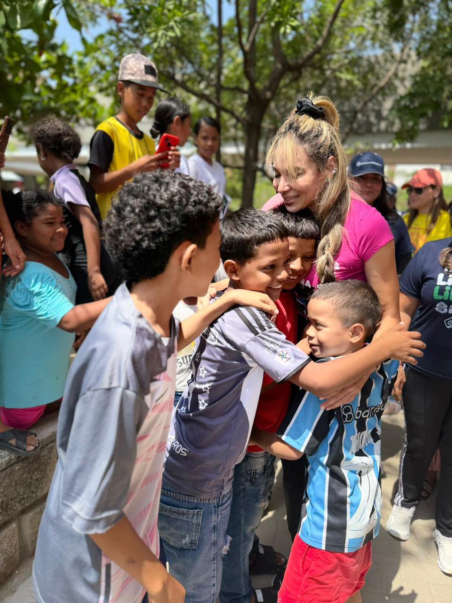 Ana Maria Aljure tweet media