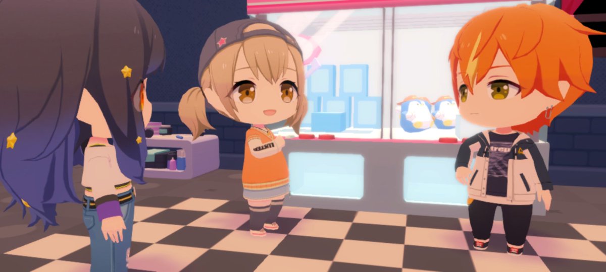 SakumaMutsu's tweet photo. ...we went to an arcade...to commemorate Hane-han's birthday....Toya-han had some difficulties with a game...but Akito-han helped him...'nd later he got a plushie for Hane-han on the claw machine...afta a strategy meetin' with Hane-han 'nd An-han... https://t.co/9u2PotAL6m