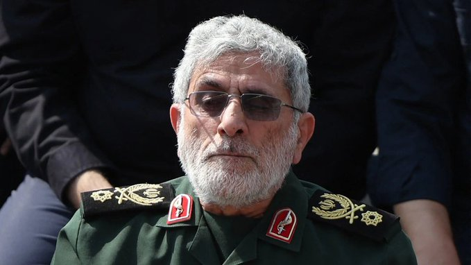 ÚLTIMA HORA - Informes no confirmados: Esmail Qaani, jefe de la Fuerza Quds de Irán, ha sido detenido por el CGRI bajo sospecha de ser agente del Mossad y trabajar para Israel.  

Ayer, se reunió con Jamenei y salió justo antes del ataque.