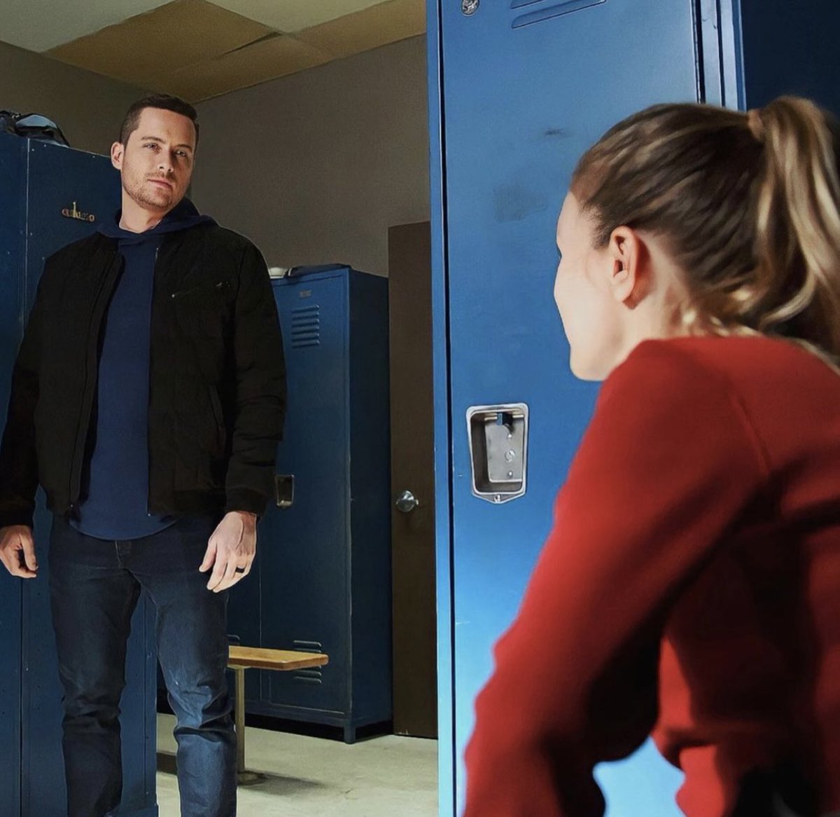 Arusess's tweet photo. Only 3 days until the #UpsteadReunion!!!
Being engaged or married doesn't stop them from noticing when the other person is not okay and struggling - #UpsteadEndgame💖♾
#UpsteadForever #Upstead #NotATraumaResponse #JusticeForUpstead #JusticeForJayHalstead #UpsteadSpinOFF https://t.co/9hllssqkKf