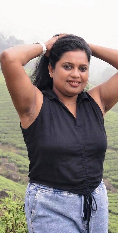 Nambolan_'s tweet photo. ❤️
Ami kutty ♥️#mallugirl #malluhot #mallu #mallubhabhi #sexi #malluactress #mallu #malluaunty #hotface #sexy #sexyexpressions #sareeblouse #armpits #instaqueen #green #ThighsThursday #My sexy hotty. https://t.co/qRICx7jEPX
