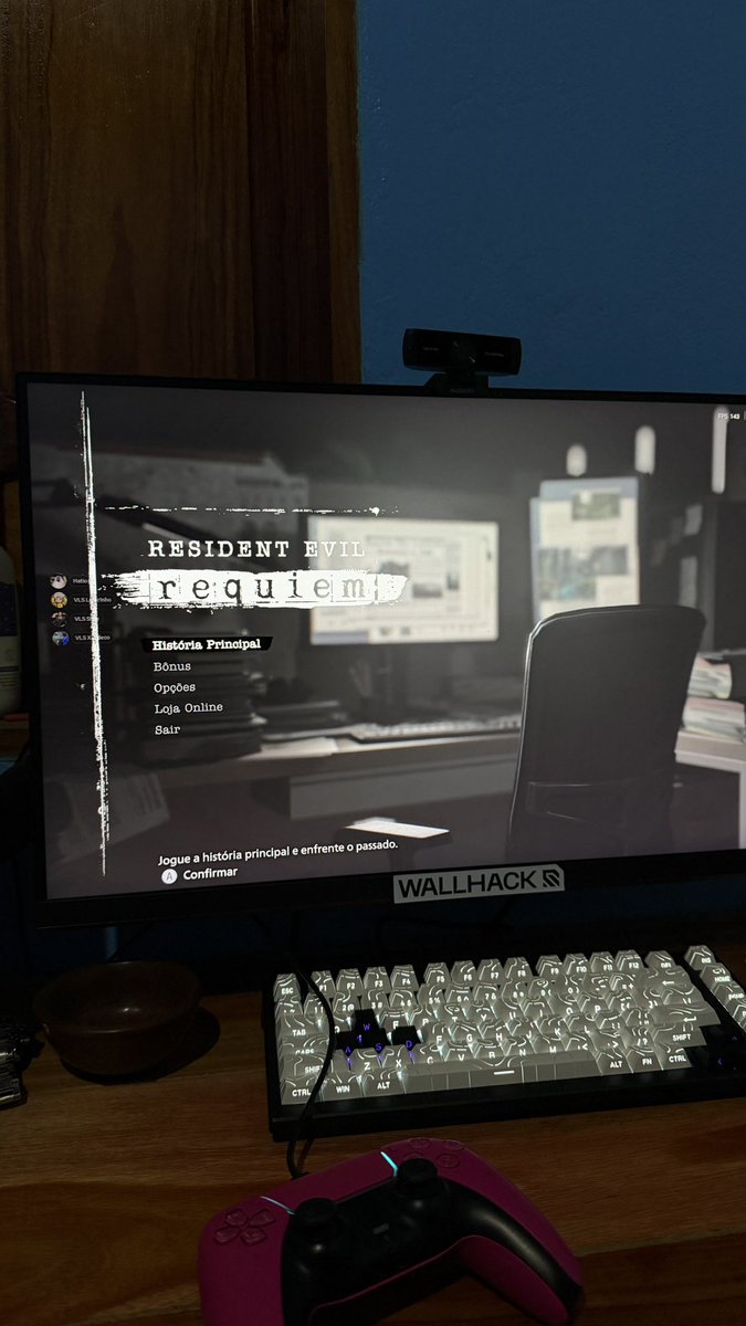 old_n1's tweet photo. Começamos 
 #ResidentEvilRequiem https://t.co/MqdhmbyV8k