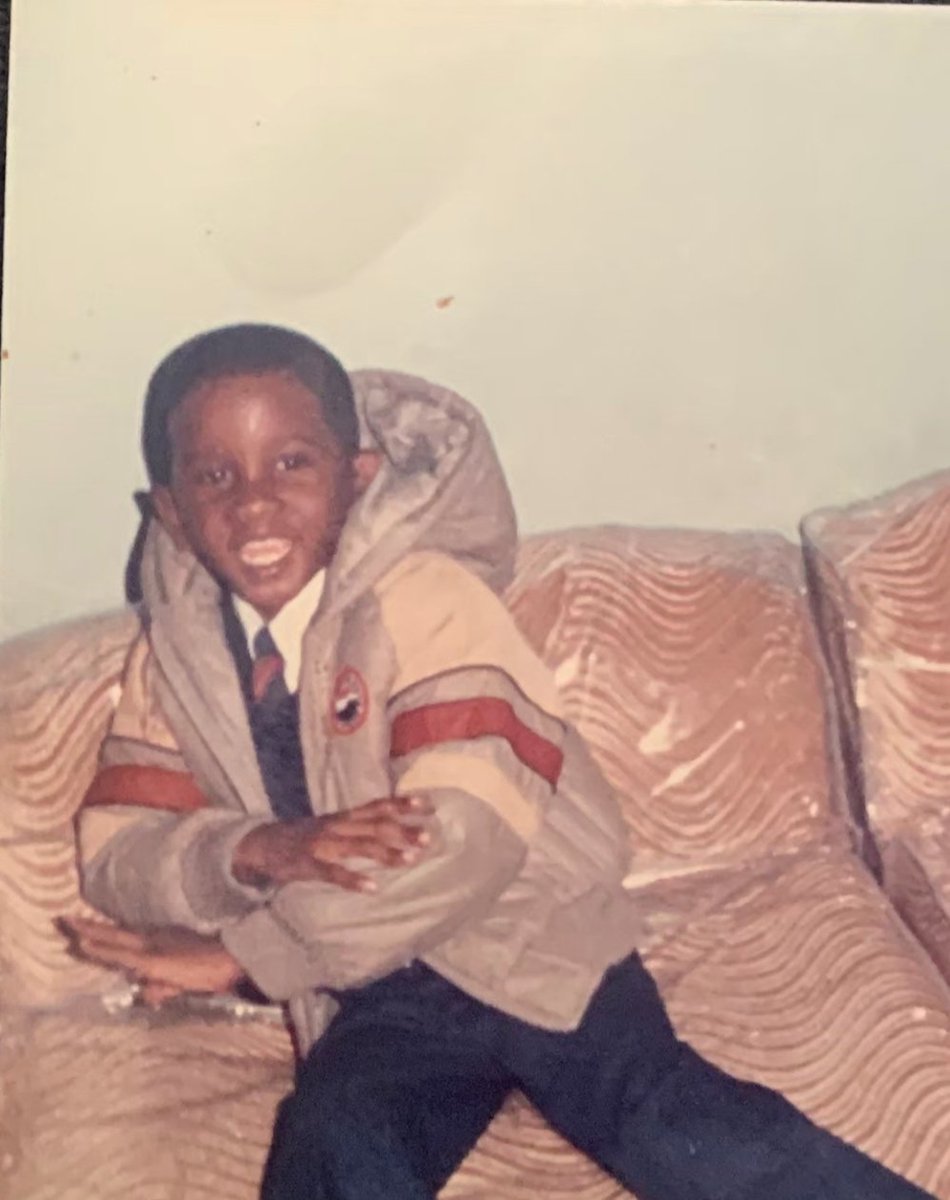 Starstress's tweet photo. Yall see it. And yeah I grew into my ears 😂 https://t.co/JLq04MesVe