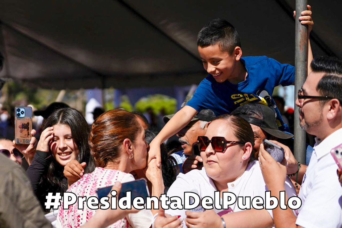 El amor es el escudo más fuerte que la historia nos ha dado. 
La Presidenta de México no necesita protección, porque el pueblo la cuida. #PresidentaDelPueblo
