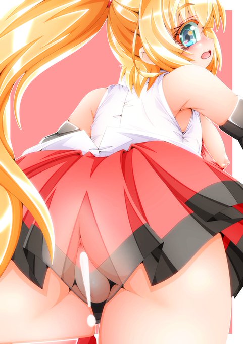 ポニテマキちゃんですね〜なぜか下着未装着でスカートまで透けちゃっています。ゆかり「マキさん、急いで来たのはわかりますが、その…目のやり場に困ります………」みたいな。 前回と前々回の絵を見てくださった方、ありがとうございました