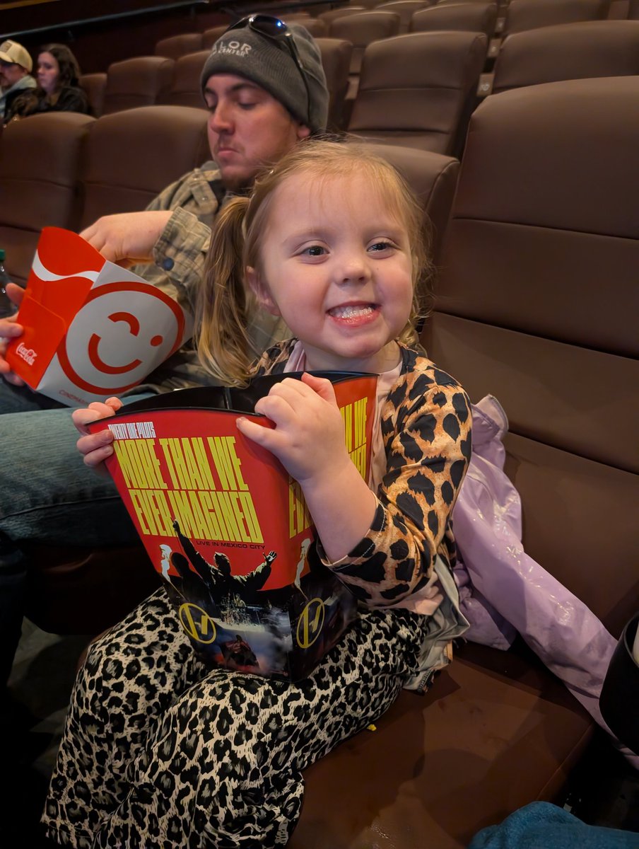 JøJø ғ̶ᴘ̶ᴇ̶ tweet media