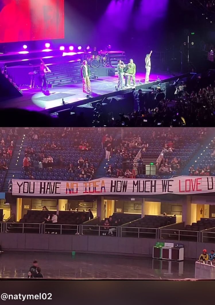 IG photo showing the fan made banner at the Columbia show.