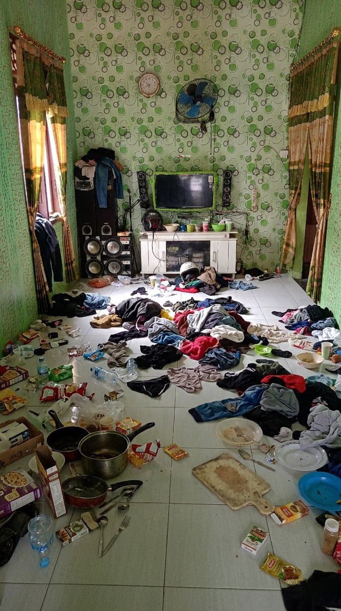 sosmed keras tweet media