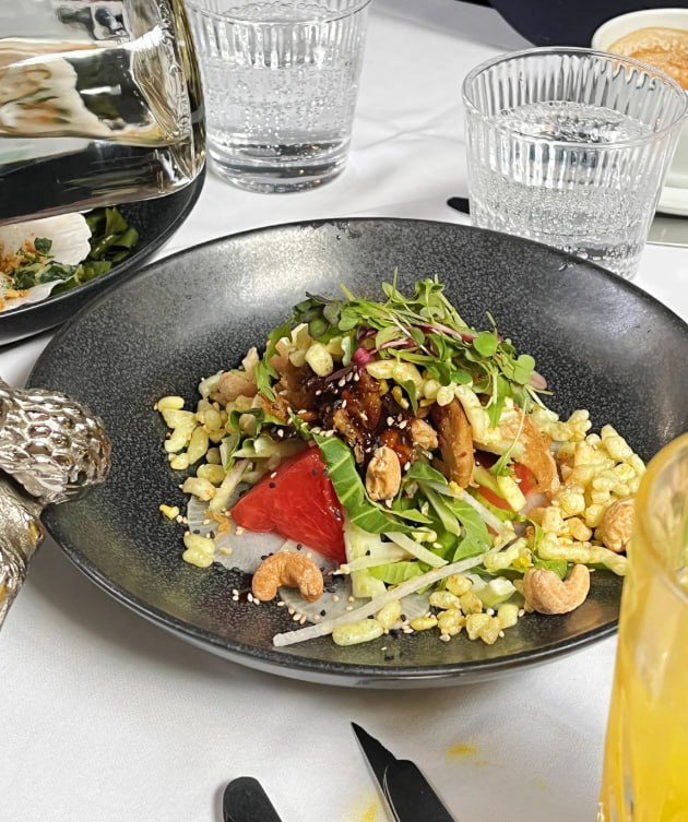 Elsie65789's tweet photo. A delightful blend of fresh flavors and vibrant texturesfood that satisfies both the eyes and the palate. https://t.co/pcEkwlkjs8