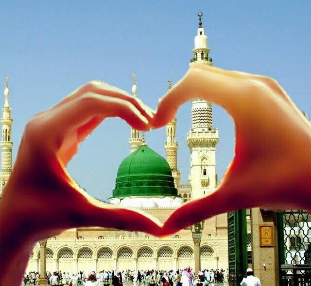 درود ان پر سلام ان پر یہی کہنا خدا کا ہے
خدا کے بعد جو ہے مرتبہ صلی علی کا ہے😍

💞ﷺ💞ﷺ💞ﷺ💞ﷺ💞