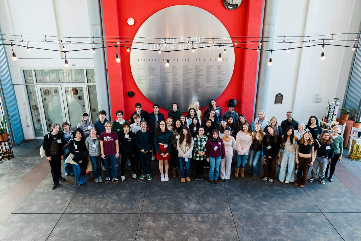 The Dickens Project tweet media