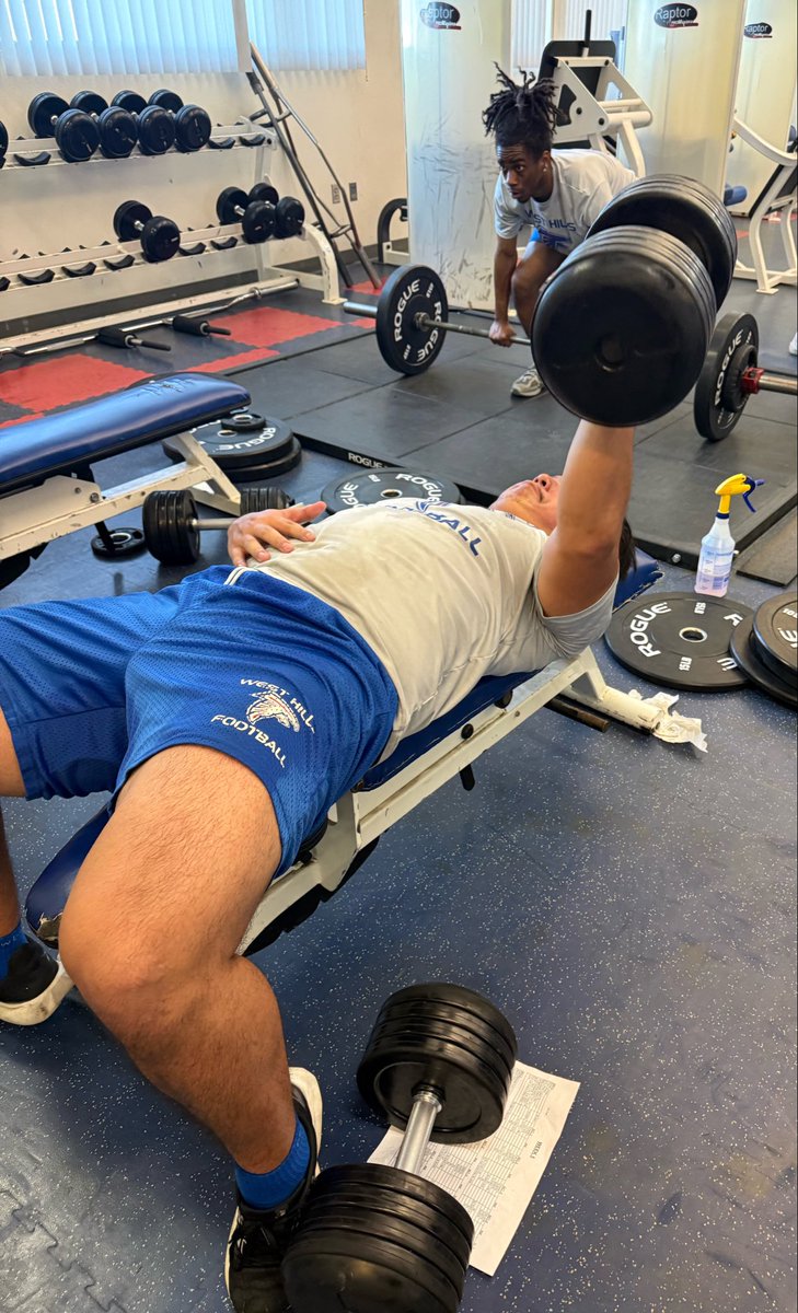 Justin Berna tweet media