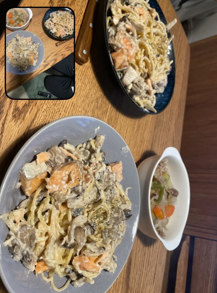 ta_rakochi's tweet photo. 夜ご飯Real. https://t.co/hf3KKgcqj5