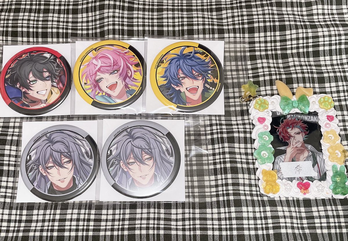 交換・譲渡】ヒプノシスマイク ヒプマイ ヒプムビ リバイバル 缶バッジ