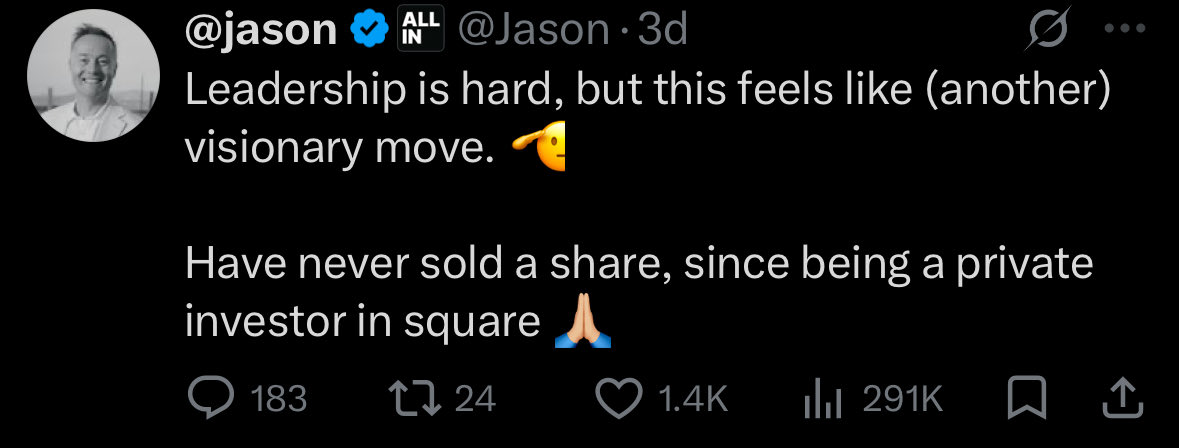 VCs Congratulating Themselves 👏👏👏 tweet media