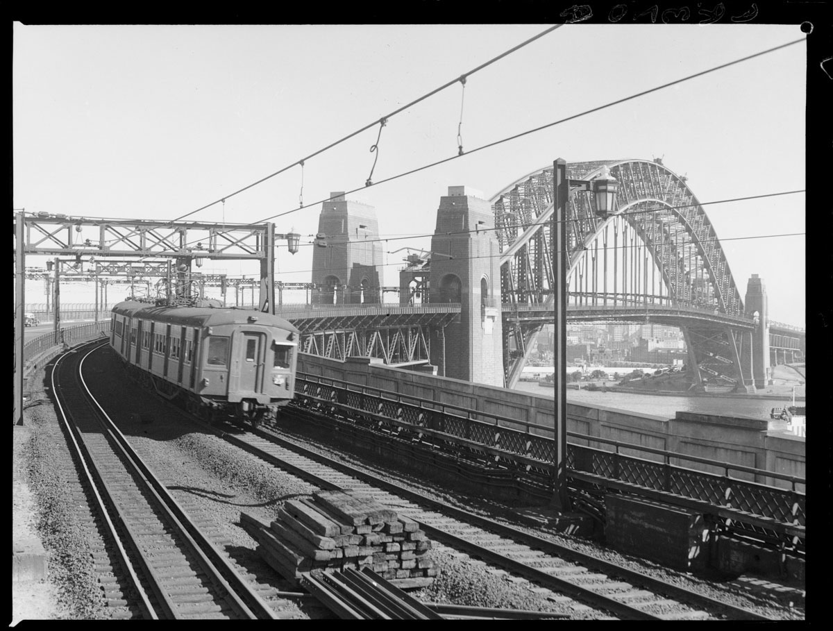 TransportforNSW's tweet photo. Yesterday marked 100 years since our railway system went electric! ⚡️

In this new era for transport in Sydney, we said goodbye to steam trains and our system got faster and more efficient, connecting the people of Sydney like never before 🚂

📸 @TH_NSW &amp; NSW State Archives https://t.co/V5RrPaDY5p