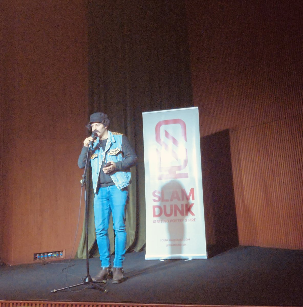 el_atiri's tweet photo. Ma Perf 🎙️- Slam Dunk -🎙️ 

📍Centre Américain - Casablanca https://t.co/mm6KczdjT5