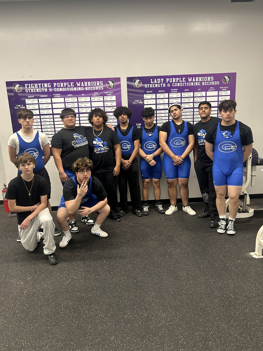 GopherLifting's tweet photo. What a great meet at Bonham high school! Here are several lifters who qualified for regionals.

Girls 
Stefani Garcia
Praise Eluyefa
Isabella Franklin
Mariah Johnson
Veronica Cruz

Boys 
Dylan Gomez
Juan Bustamante
Sebastian Viveros

#AhhhhGP https://t.co/uU10LXhoVE