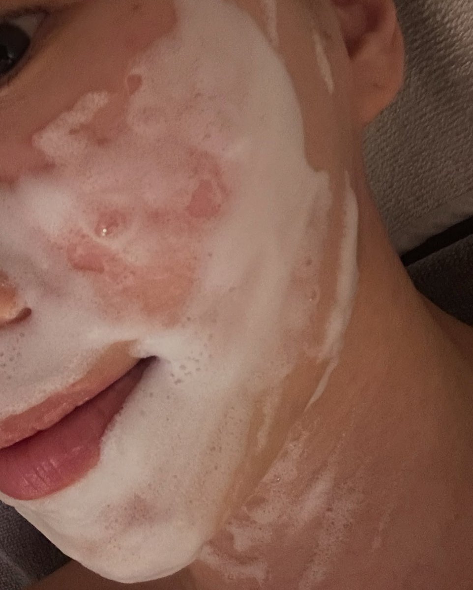 _matemate__'s tweet photo. #셀카 #오오티디 #일상 https://t.co/CIhqgt0R2d