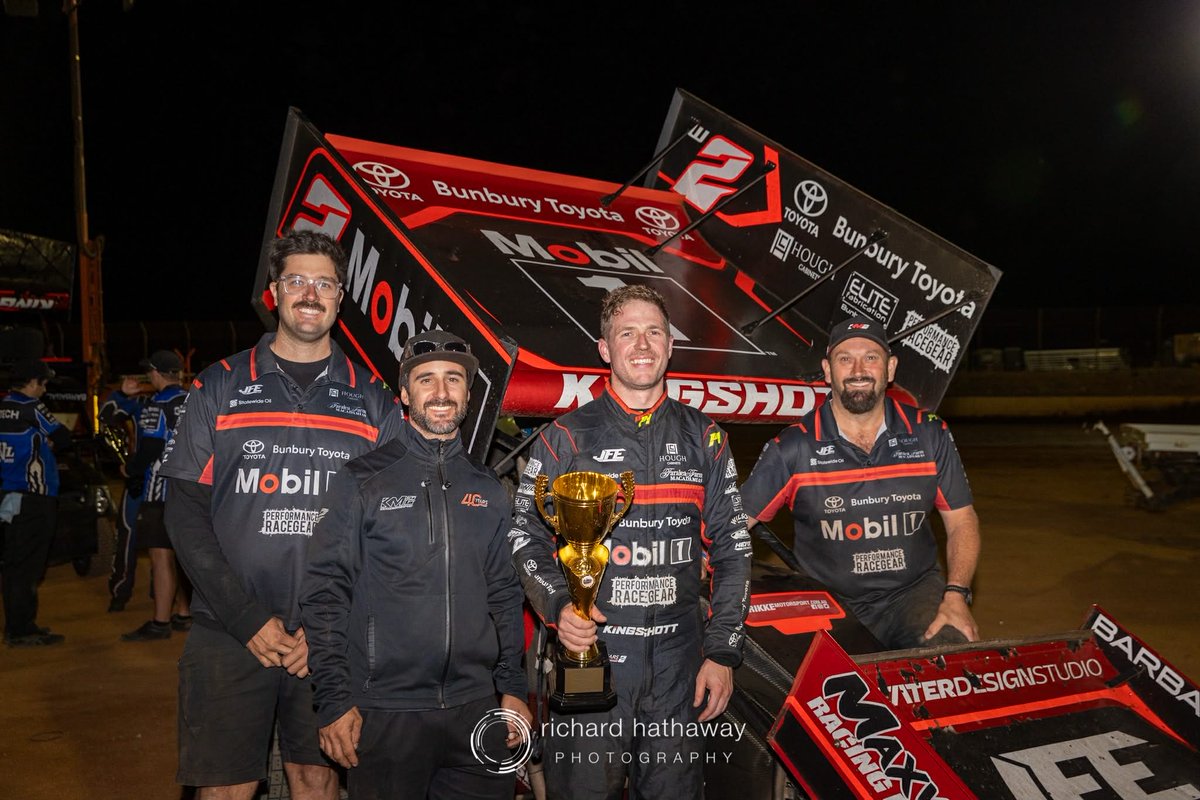 Krikke_Msport2's tweet image. It was 2025-26 season victory # 7 for Dayne and the Krikke Motorsport team in last night's 19th Maddington Toyota Sprintcar Series round at Geraldton City Speedway.

Photo: @rhphoto22  

#KrikkeMotorsport     
#NextLevel    
#OnPoint