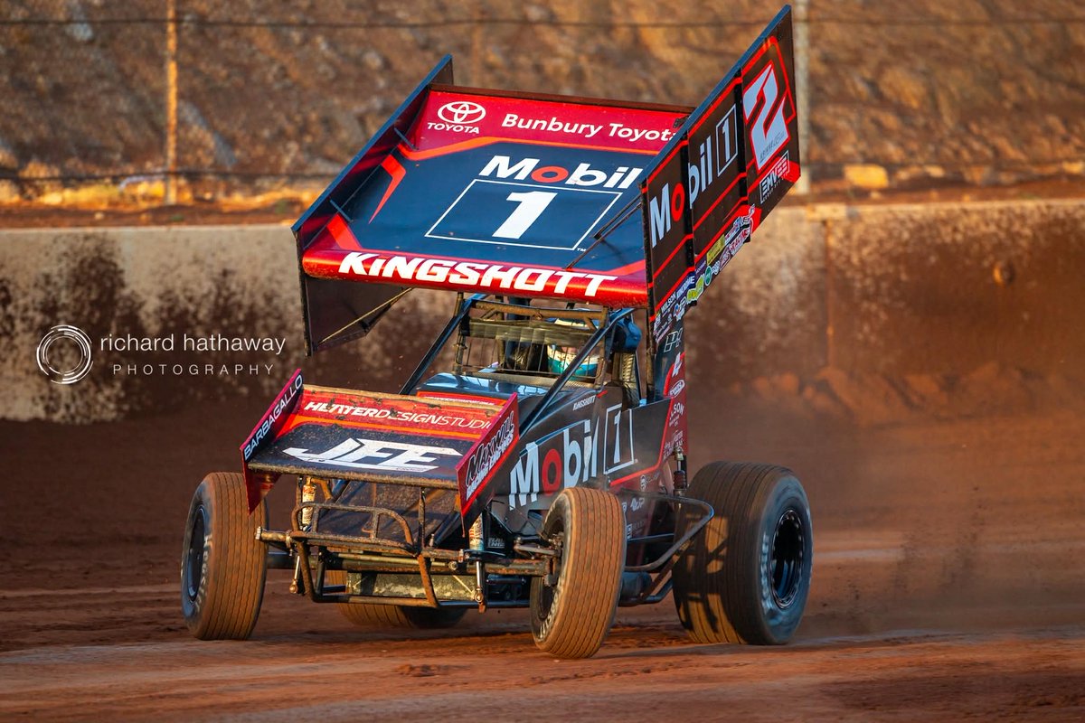 Krikke_Msport2's tweet image. It was 2025-26 season victory # 7 for Dayne and the Krikke Motorsport team in last night's 19th Maddington Toyota Sprintcar Series round at Geraldton City Speedway.

Photo: @rhphoto22  

#KrikkeMotorsport     
#NextLevel    
#OnPoint